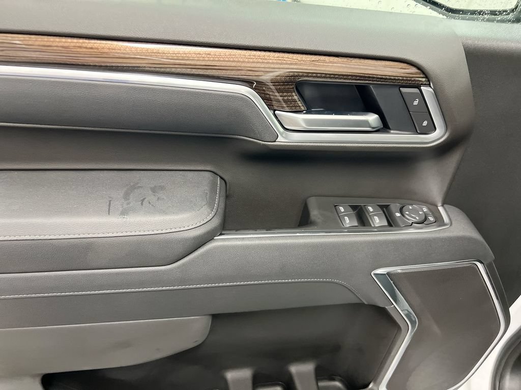 New 2026 Chevrolet Silverado 1500 LT w/ All Star Edition Plus AWD/4WD image 21