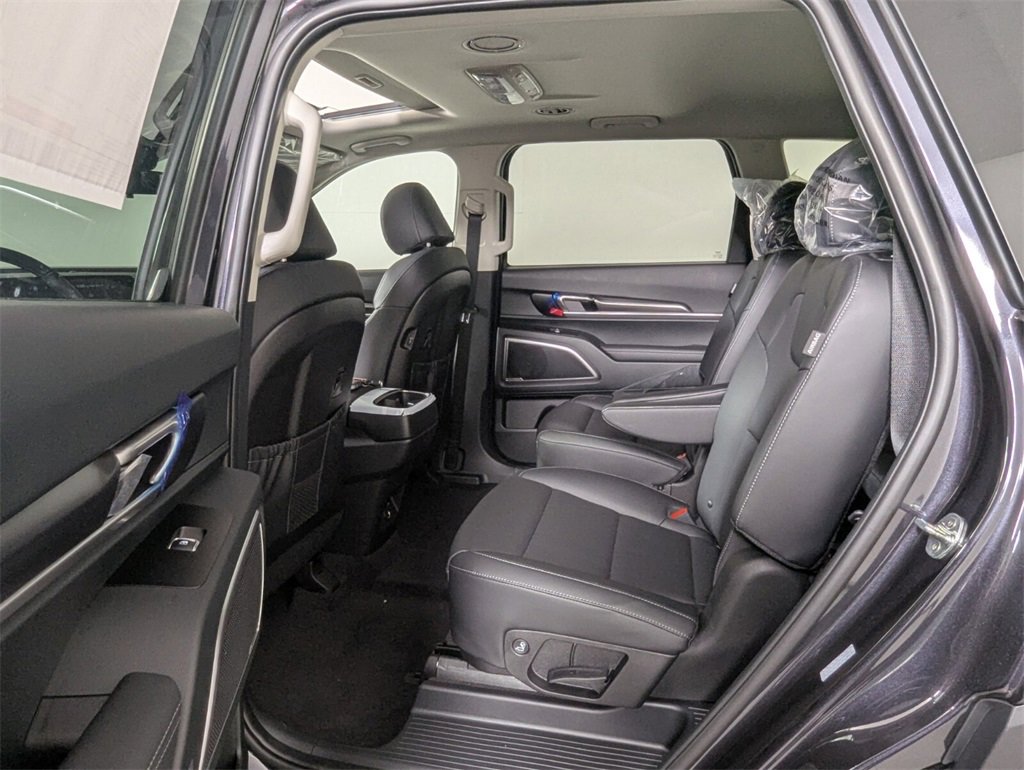 New 2025 Kia Telluride S image 27