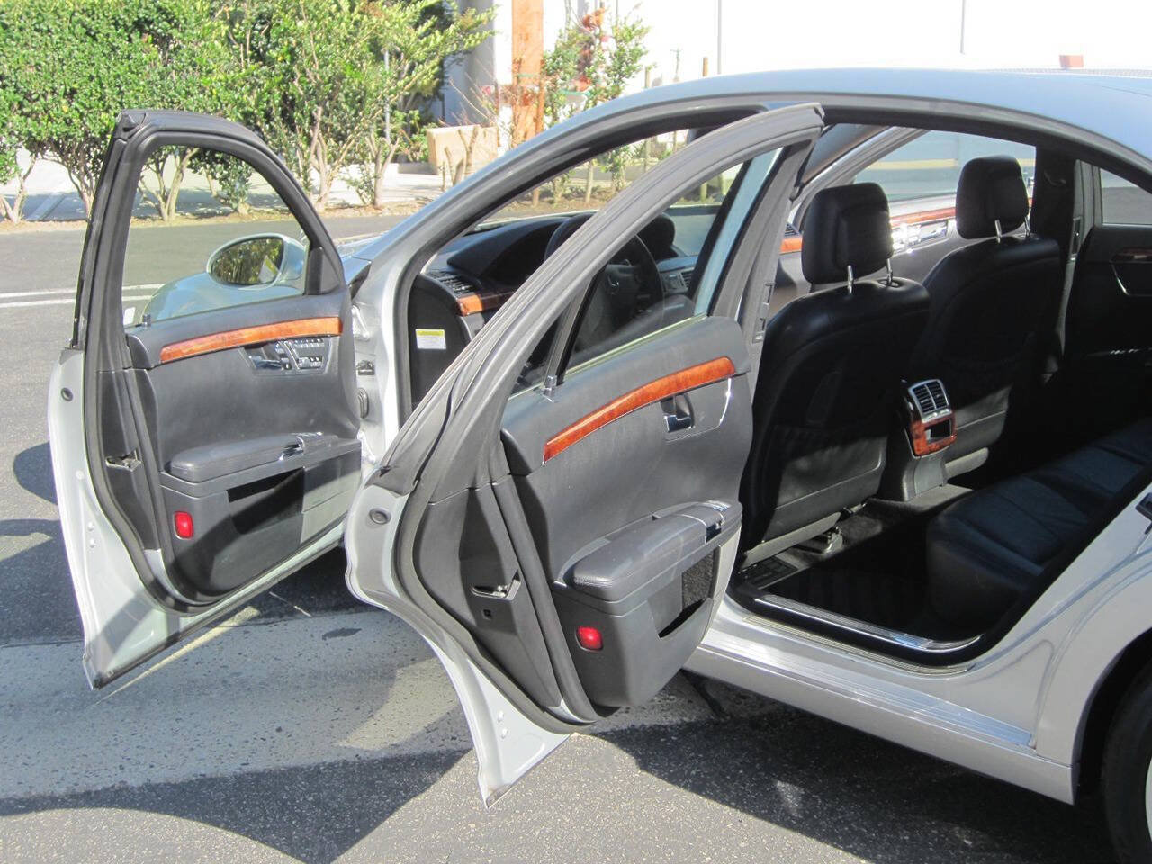 Used 2008 Mercedes-Benz S 550 image 24
