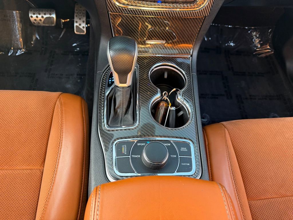 Used 2018 Jeep Grand Cherokee SRT image 36