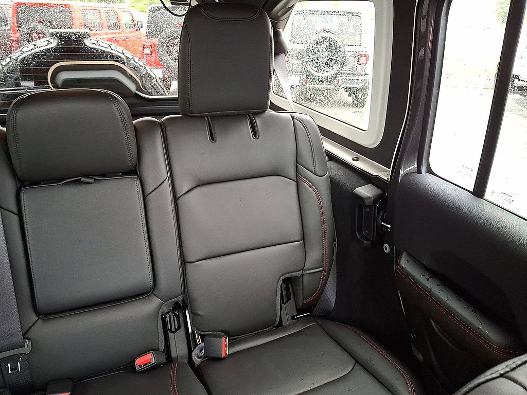 Used 2026 Jeep Wrangler Unlimited Rubicon 392 w/ Quick Order Package 27X Moab AWD/4WD image 14