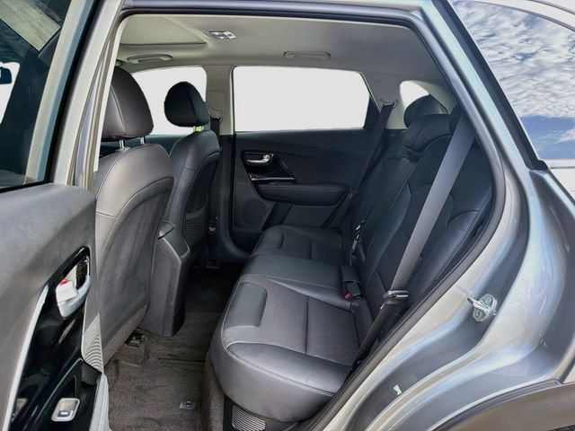 Used 2022 Kia Niro LXS FWD image 19