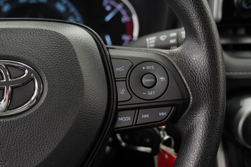 Used 2025 Toyota RAV4 LE image 35