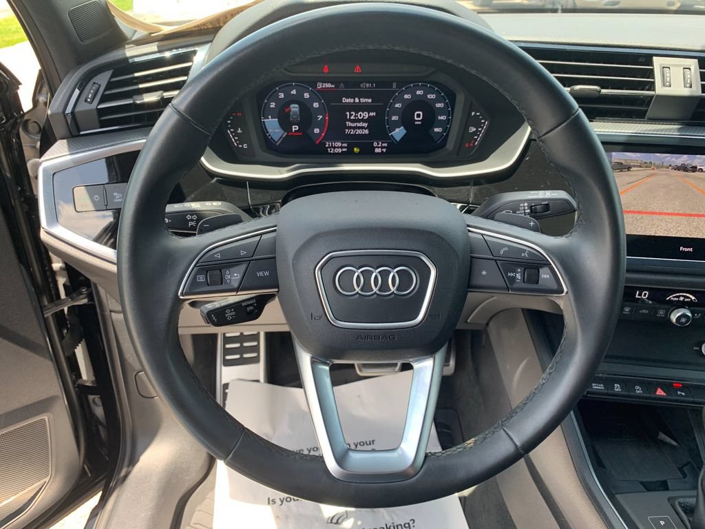 Used 2024 Audi Q3 2.0T Premium Plus AWD/4WD image 25