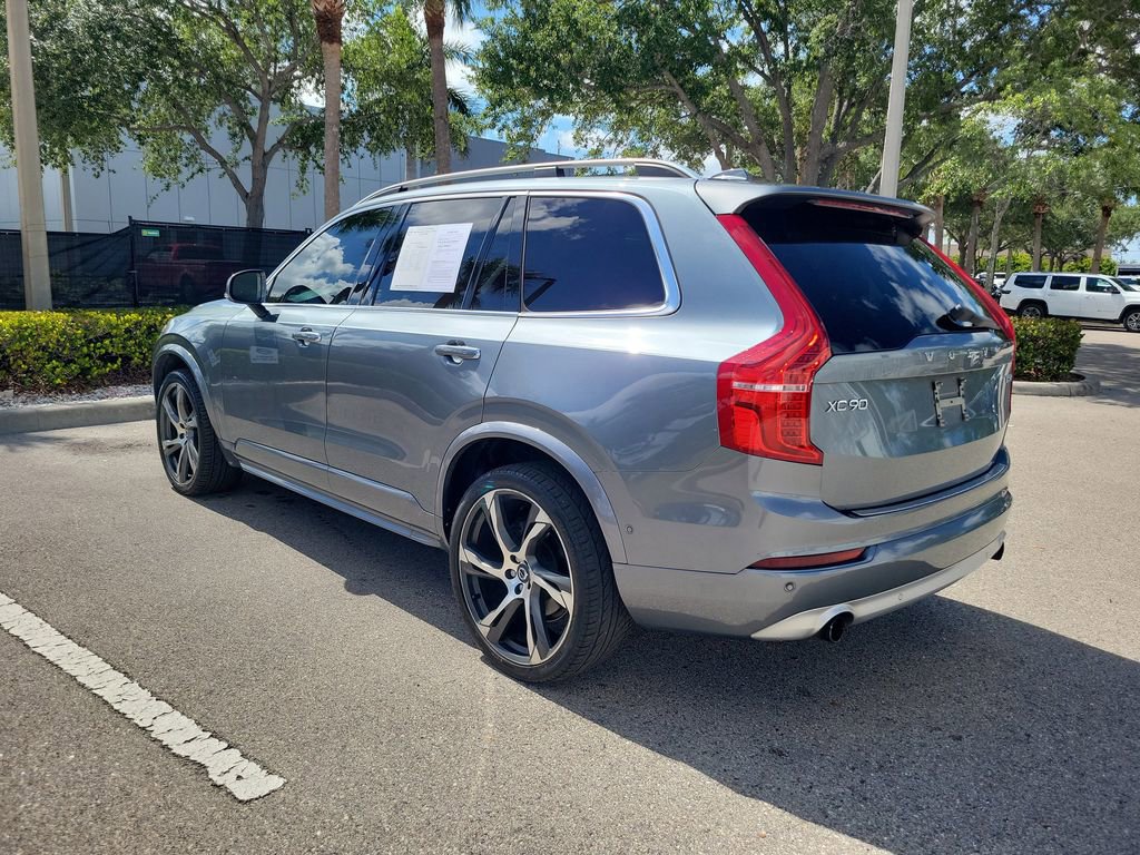 Used 2018 Volvo XC90 T5 Momentum w/ Convenience Package FWD image 6