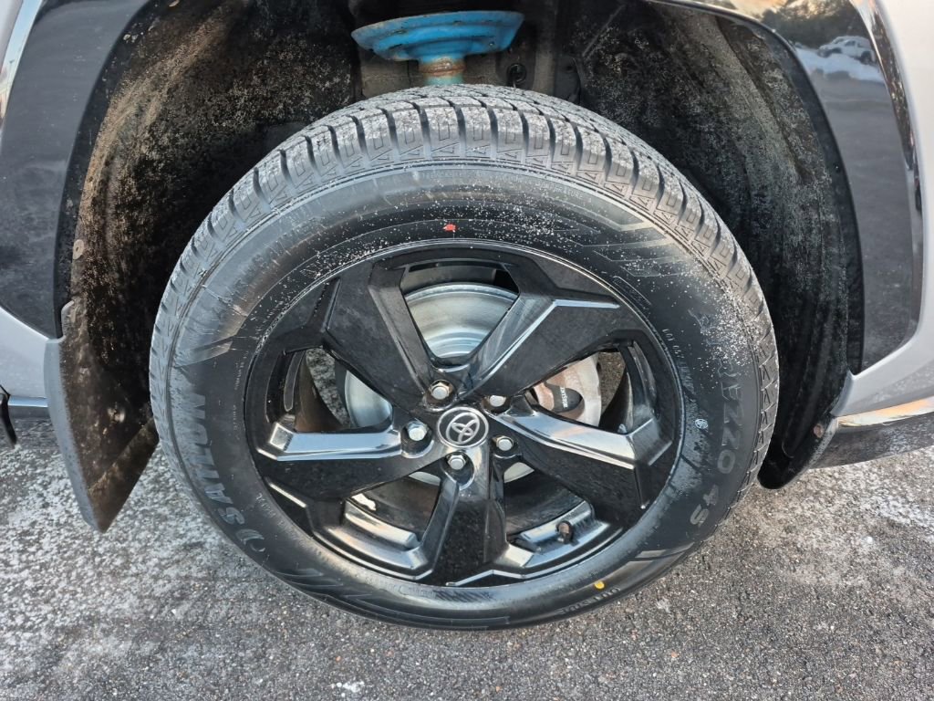 Used 2020 Toyota RAV4 XSE image 8