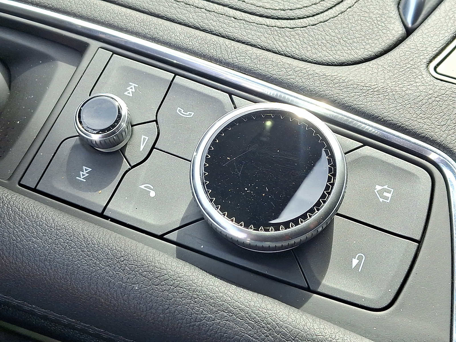 Used 2025 Cadillac XT5 Luxury image 26