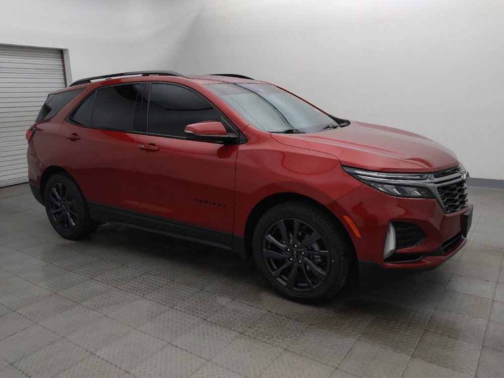 Used 2023 Chevrolet Equinox RS w/ RS Leather Package FWD image 11