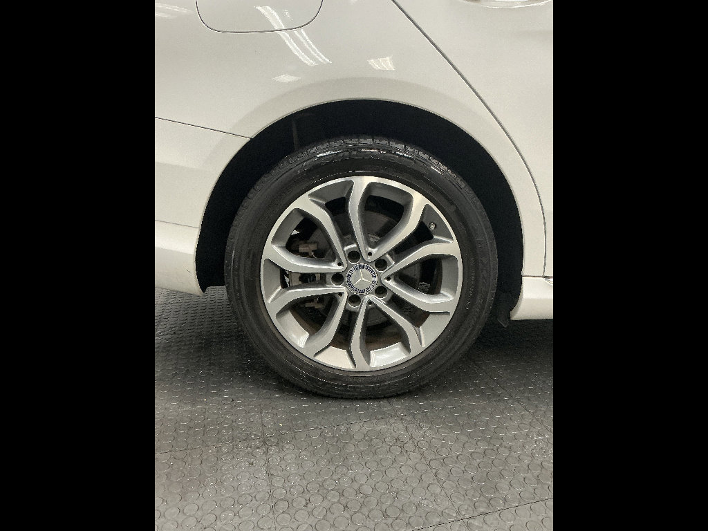 Used 2016 Mercedes-Benz C 300 4MATIC Sedan image 36