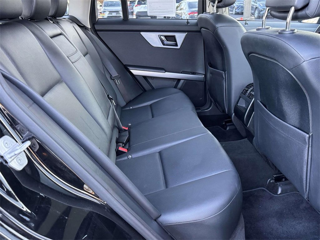 Used 2010 Mercedes-Benz GLK 350 4MATIC image 13