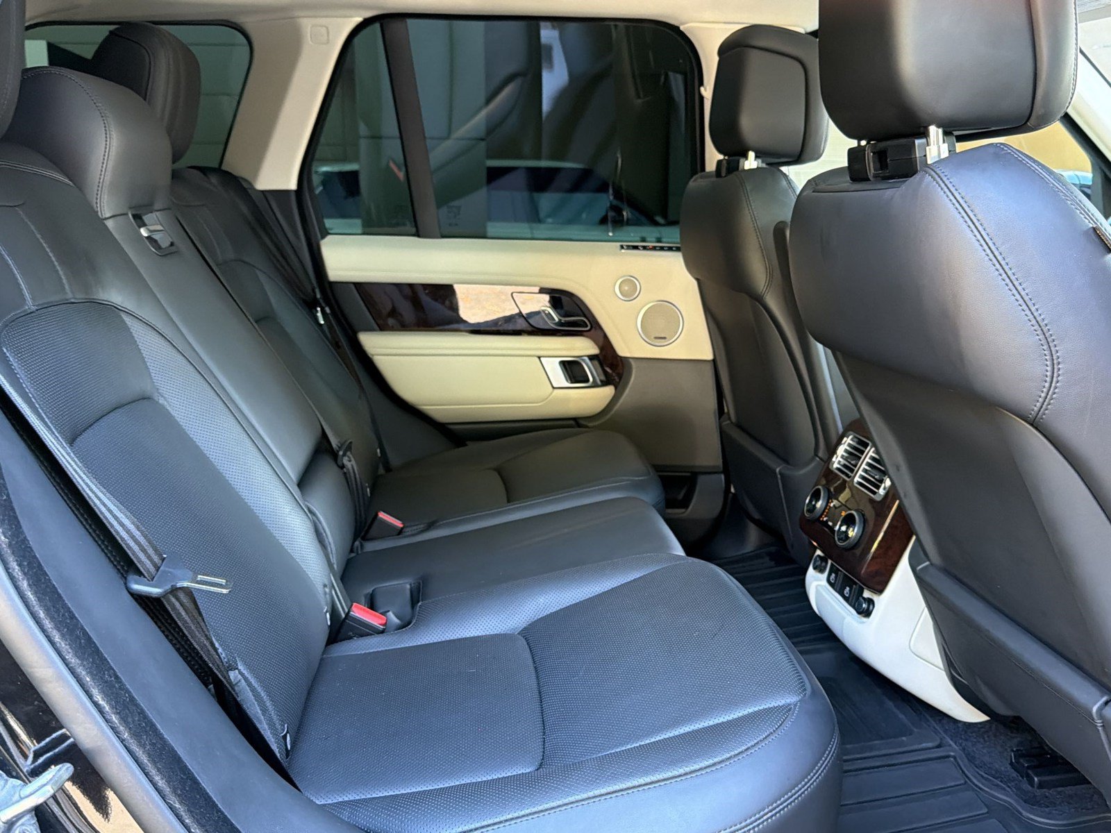 Used 2022 Land Rover Range Rover Westminster Edition AWD/4WD image 29
