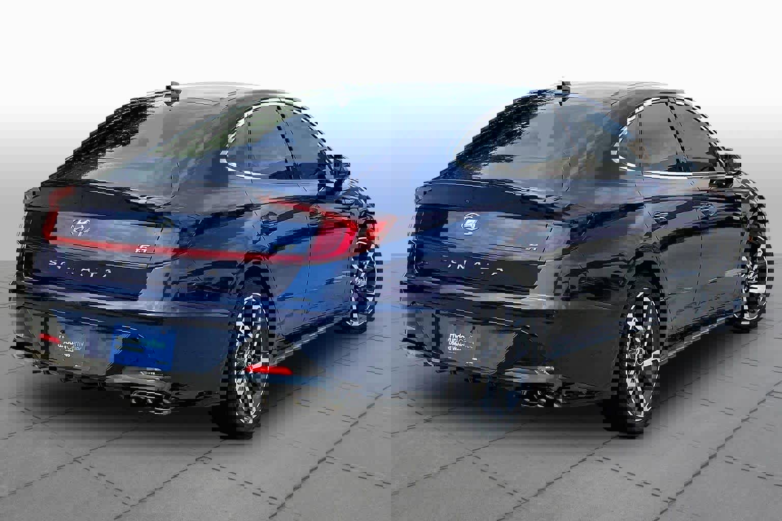 Used 2021 Hyundai Sonata SEL Plus w/ Tech Package image 13