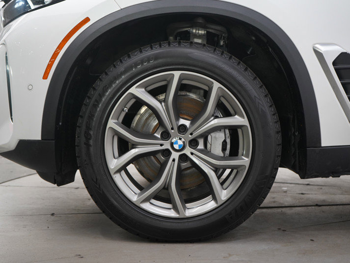 Used 2024 BMW X5 xDrive40i image 31