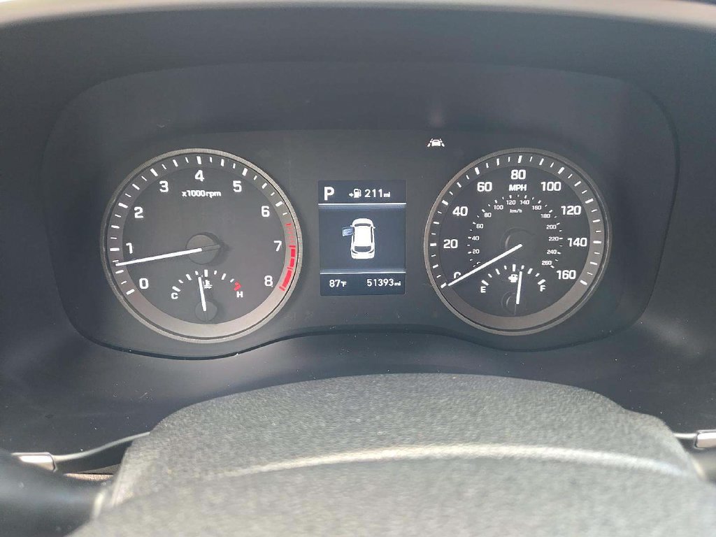 Used 2021 Hyundai Tucson Value w/ Cargo Package AWD/4WD image 3