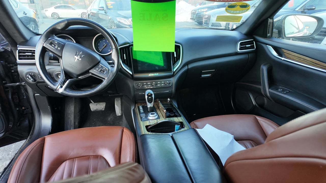 Used 2017 Maserati Ghibli S Q4 AWD/4WD image 11