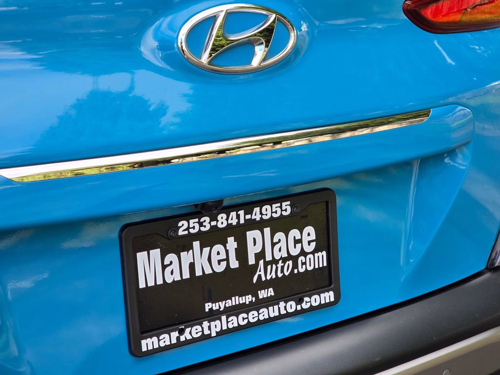 Used 2023 Hyundai Kona Limited w/ Cargo Package AWD/4WD image 13