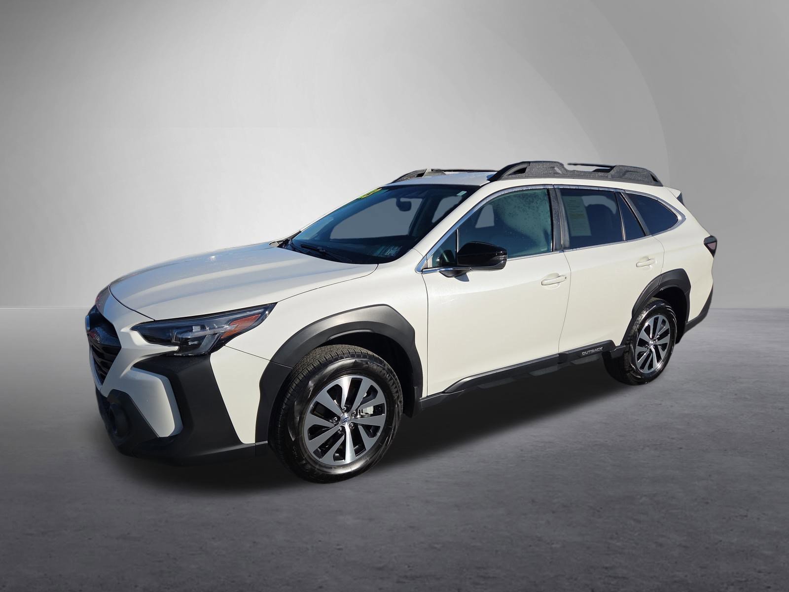 Used 2023 Subaru Outback Premium image 8