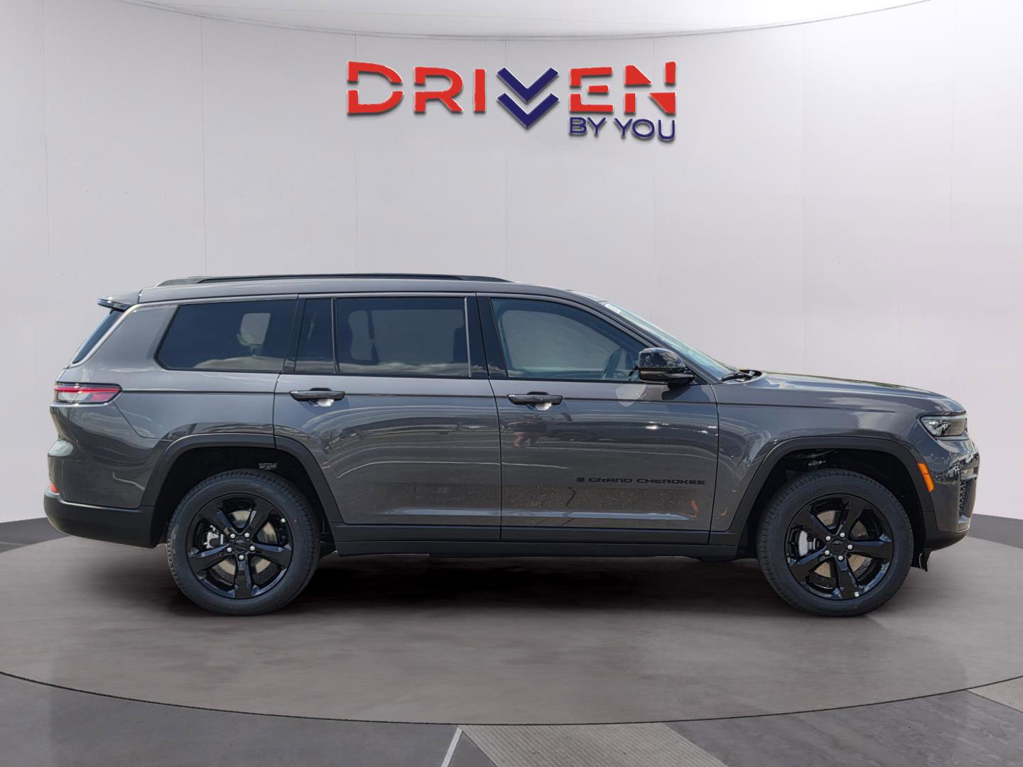 New 2026 Jeep Grand Cherokee L Limited image 6