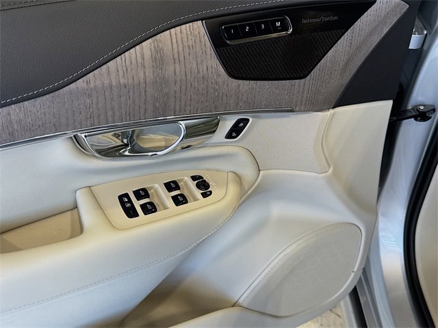 Used 2021 Volvo XC90 T6 Inscription image 18