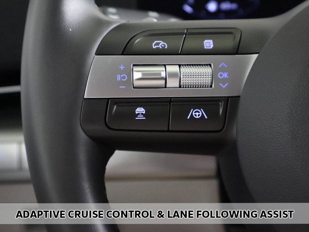 Used 2025 Hyundai Kona SEL image 4