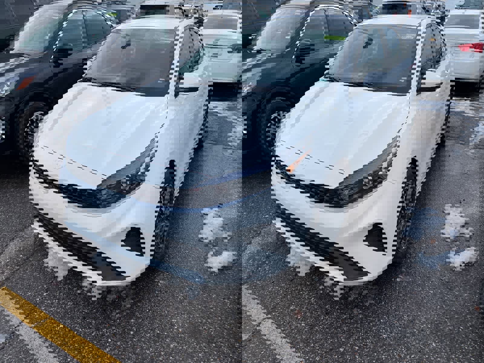 Used 2024 Kia Forte LXS image 2