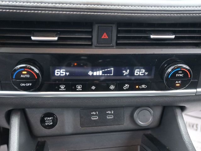 Used 2025 Nissan Rogue SV image 21