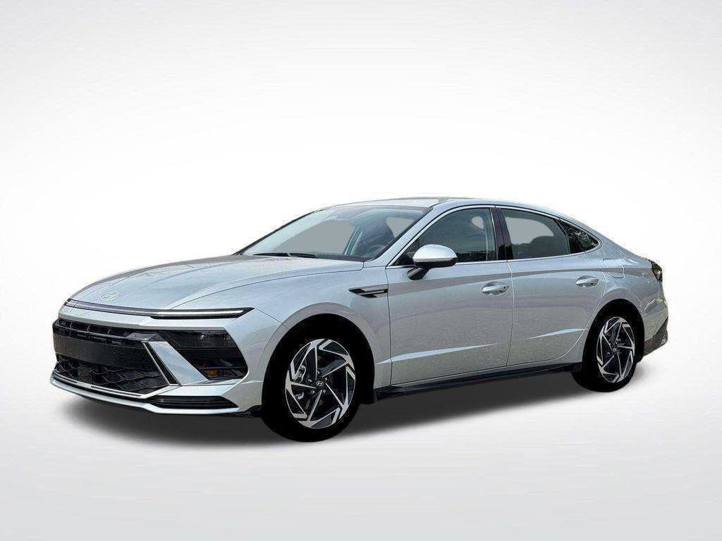 New 2026 Hyundai Sonata SEL AWD/4WD image 2