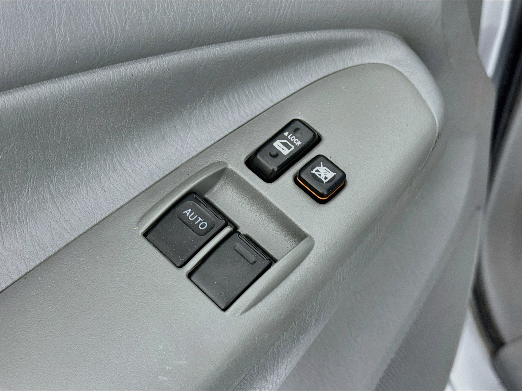 Used 2011 Toyota Tacoma 2WD Access Cab w/ SR5 Pkg #2 image 16