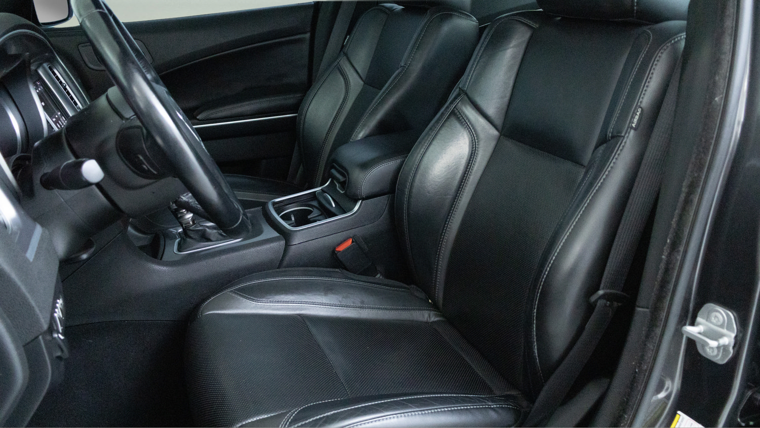 Used 2021 Dodge Charger SXT w/ Leather Interior Group RWD image 12