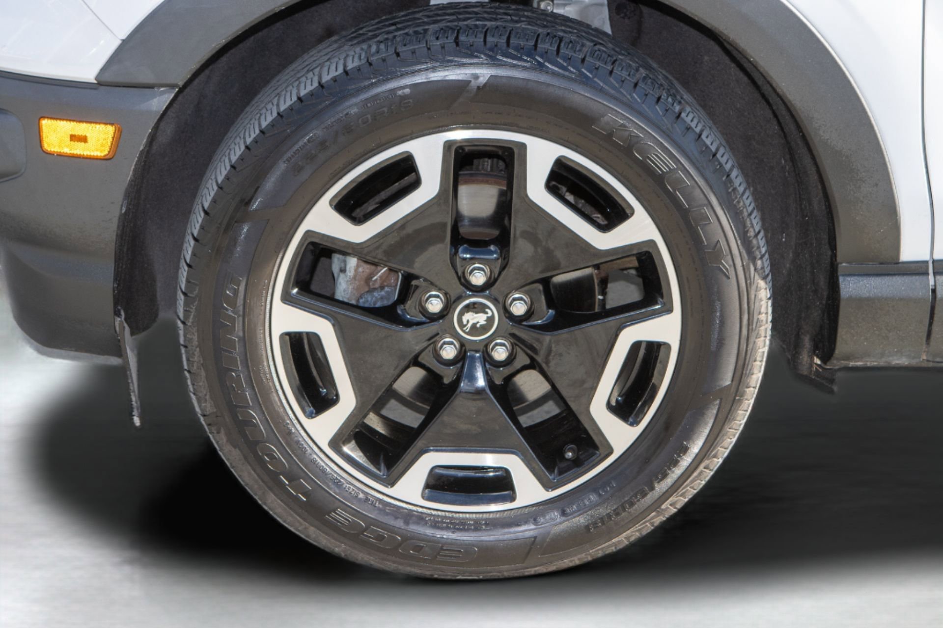 Used 2021 Ford Bronco Sport Outer Banks w/ Outer Banks Package (96D) image 34