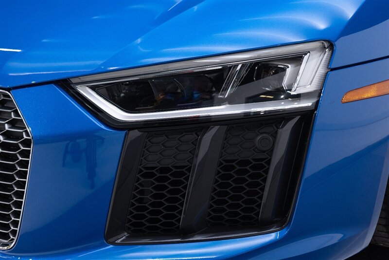 Used 2017 Audi R8 V10 plus AWD/4WD image 23