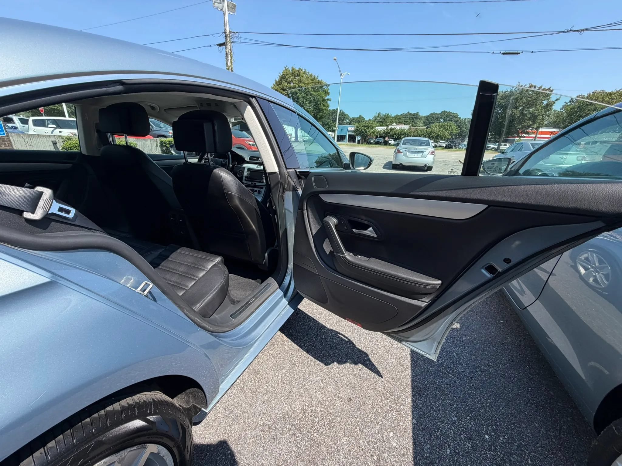 Used 2013 Volkswagen CC Sport FWD image 11