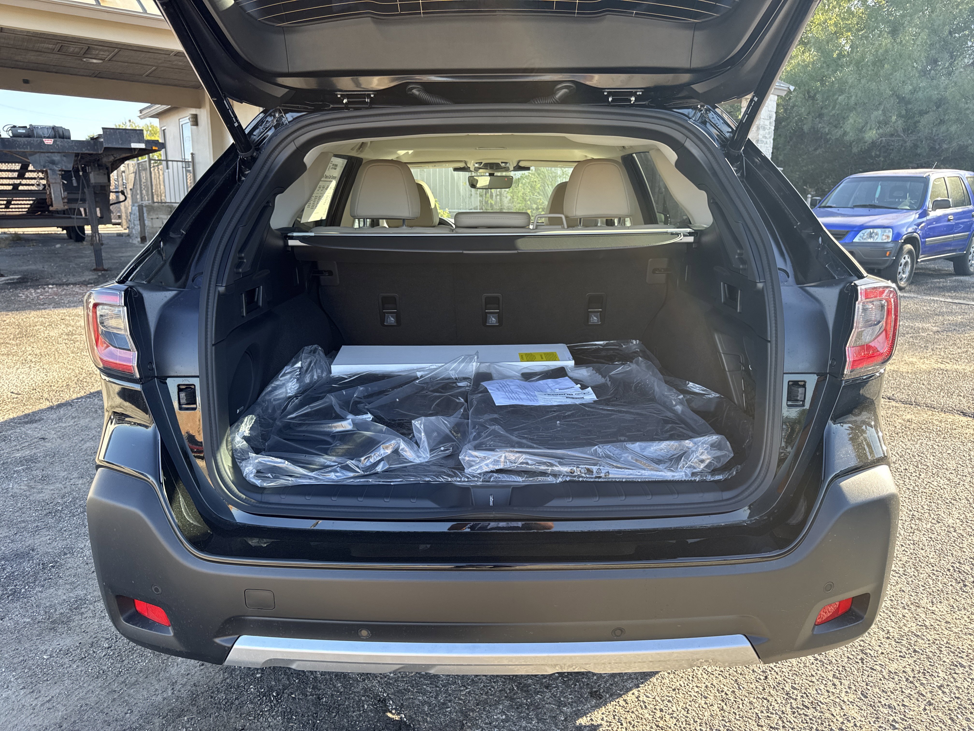 New 2025 Subaru Outback Limited image 30