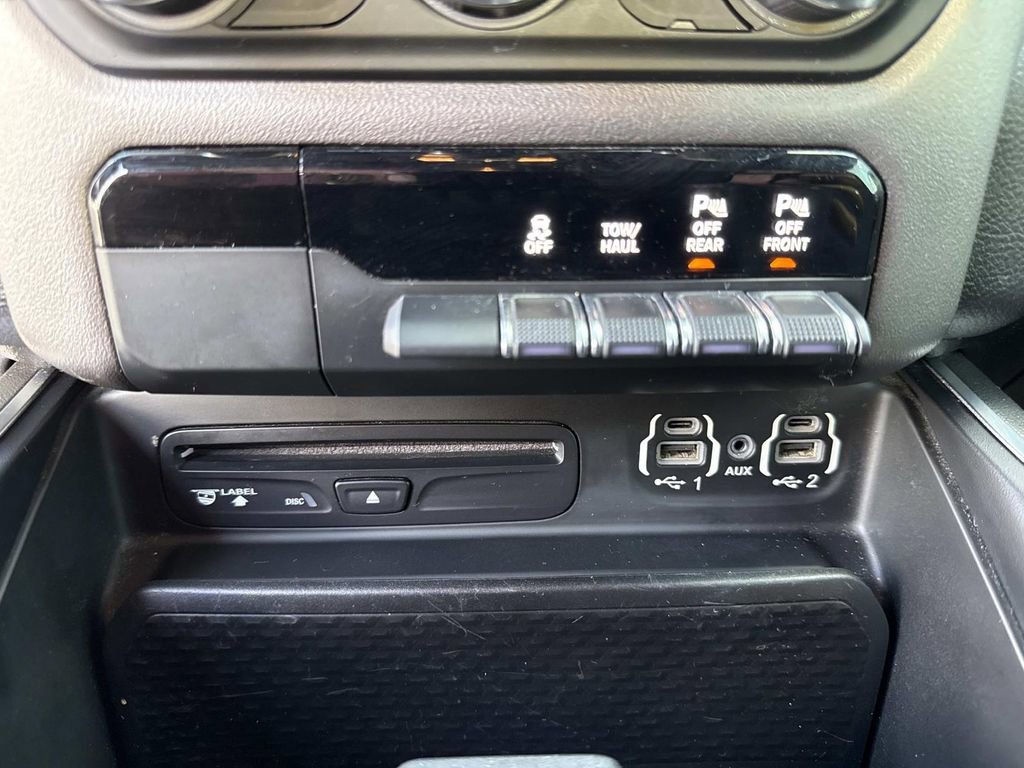 Used 2019 RAM 1500 Big Horn image 31