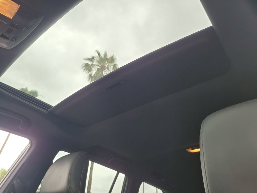 Used 2022 Lexus GX 460 Premium w/ Premium Package image 31