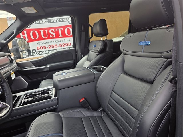 Used 2026 Ford F250 Platinum AWD/4WD image 9