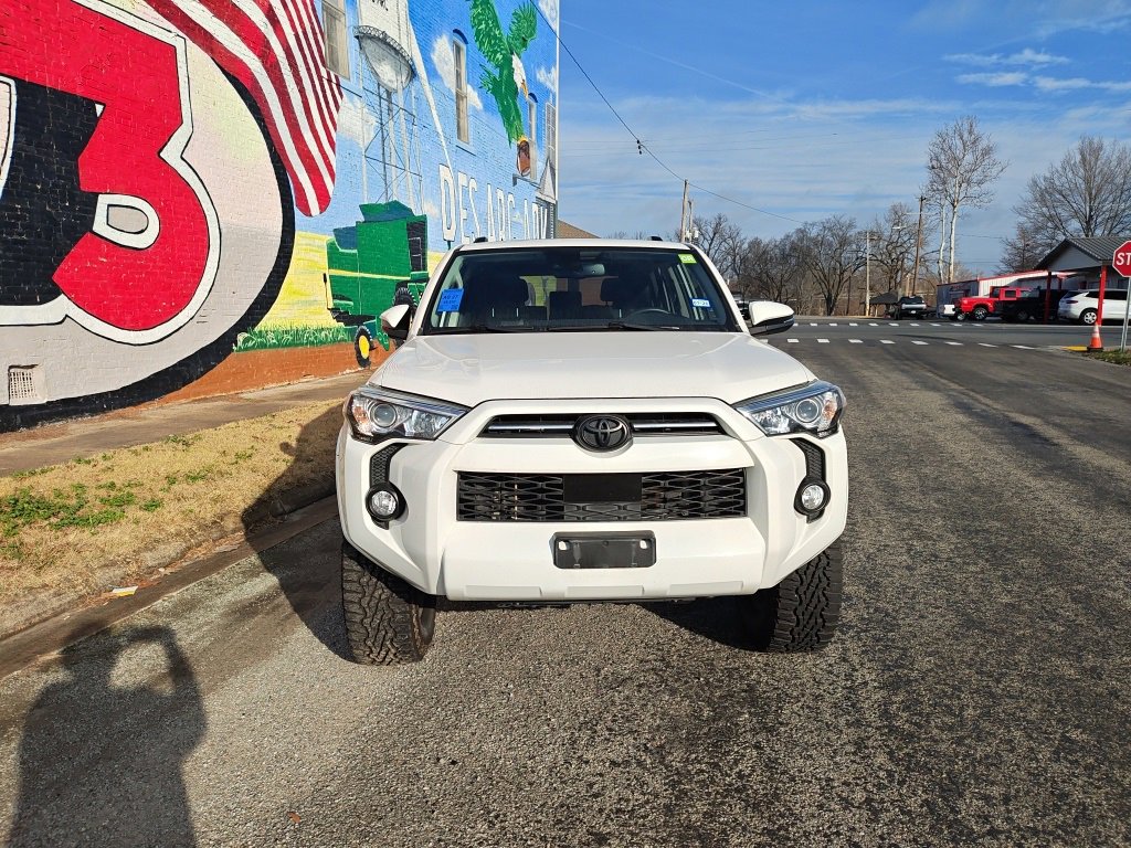 Used 2020 Toyota 4Runner SR5 image 9