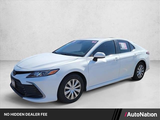 Used 2022 Toyota Camry LE FWD image 1