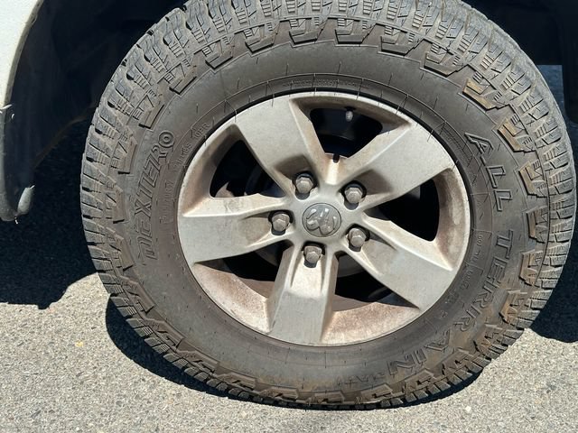 Used 2018 RAM 1500 ST w/ SXT Appearance Group AWD/4WD image 16