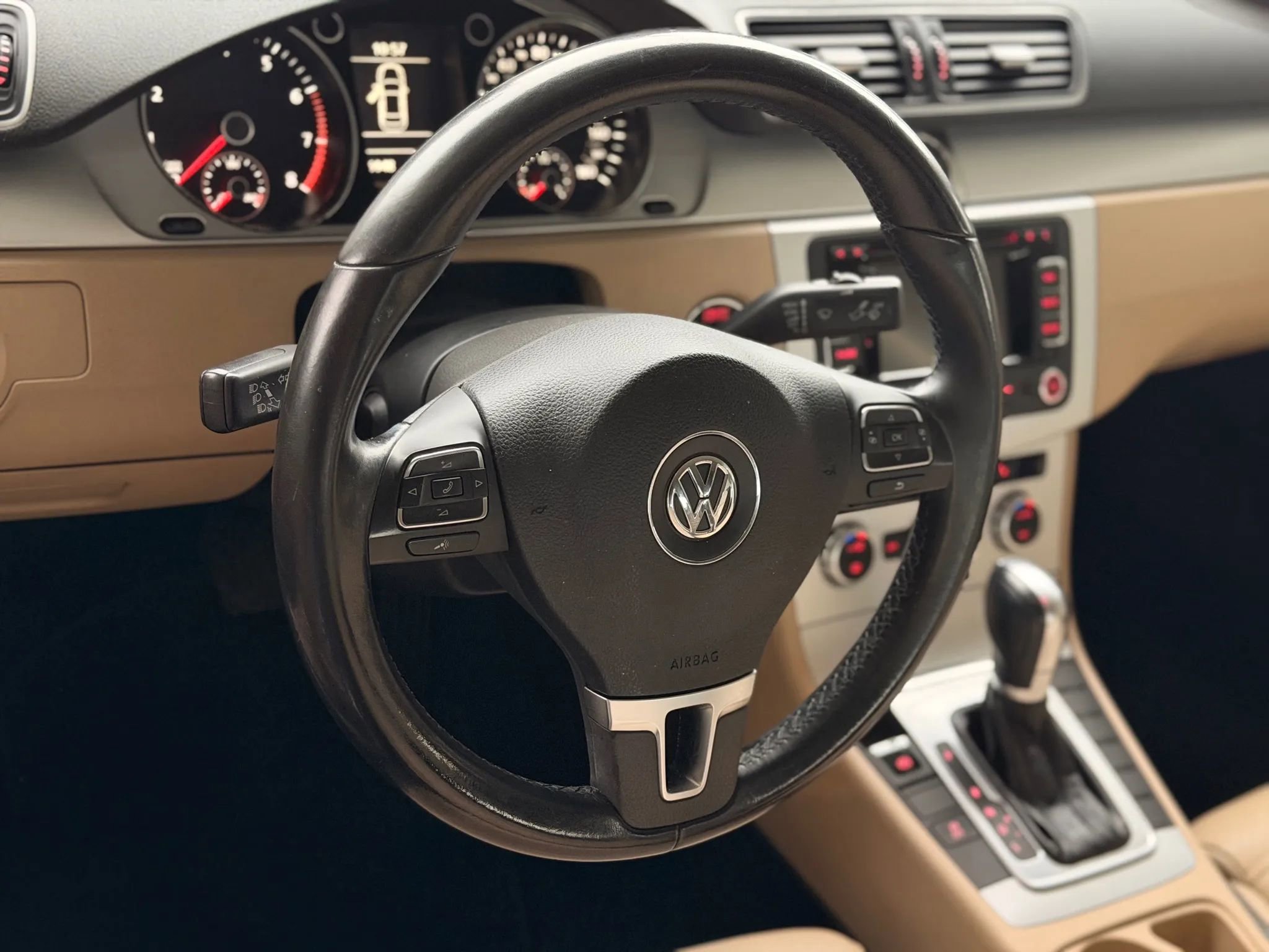 Used 2015 Volkswagen CC Sport image 1