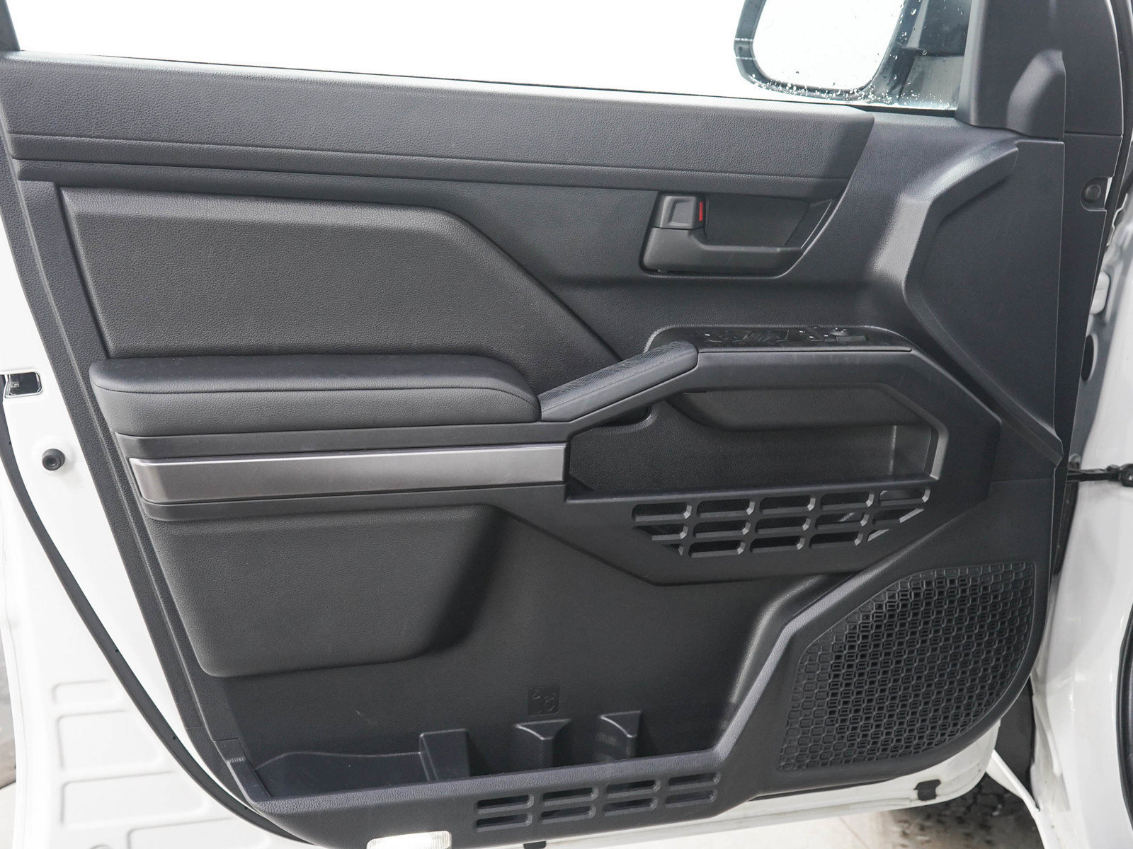 Used 2025 Toyota 4Runner SR5 AWD/4WD image 20