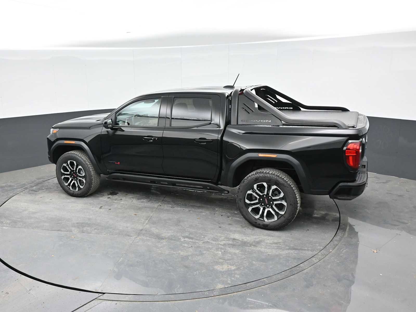 New 2025 GMC Canyon AT4 w/ Nightfall Edition image 28