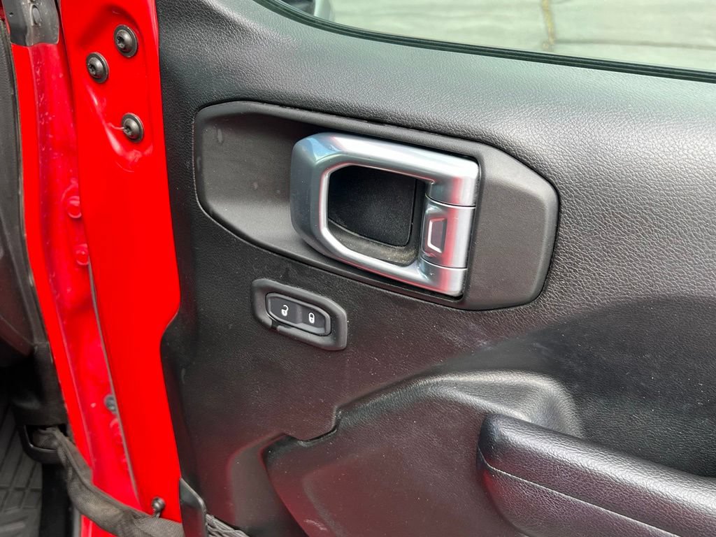 Used 2021 Jeep Gladiator Mojave w/ LED Lighting Group AWD/4WD image 17