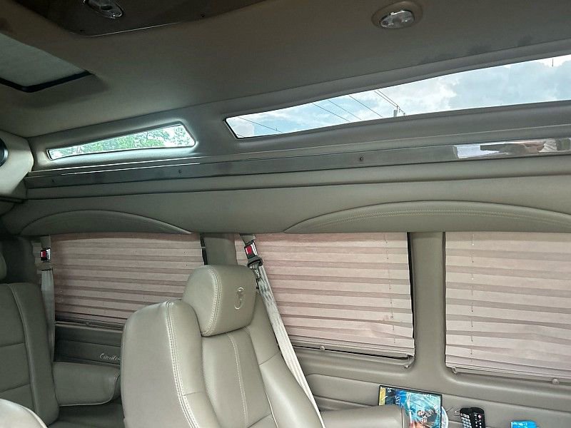 Used 2016 GMC Savana 2500 image 21
