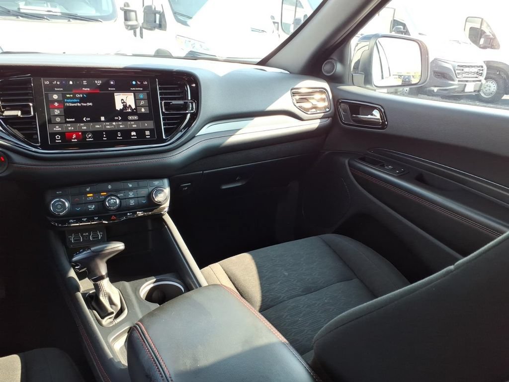 Certified 2025 Dodge Durango GT AWD/4WD image 16