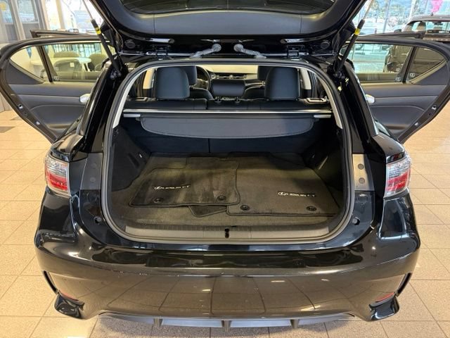Used 2016 Lexus CT 200h FWD image 23