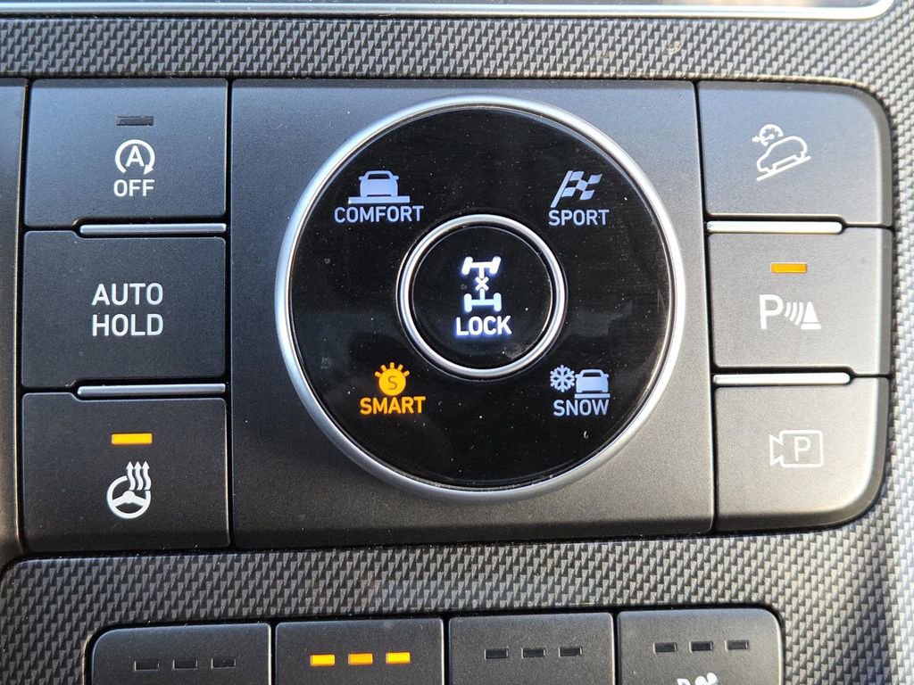 Used 2022 Hyundai Santa Fe Limited w/ Cargo Package image 8