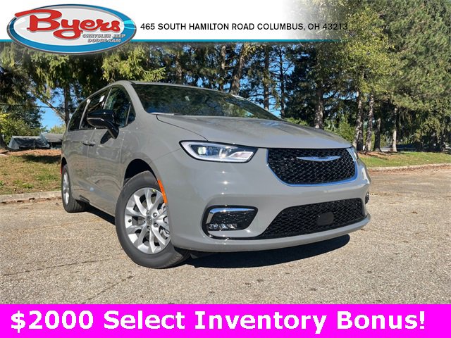 New 2025 Chrysler Pacifica Select