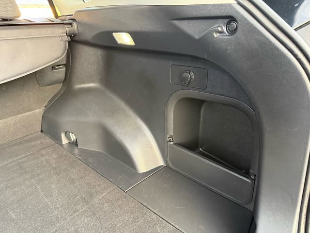 Certified 2025 Toyota RAV4 XLE image 31