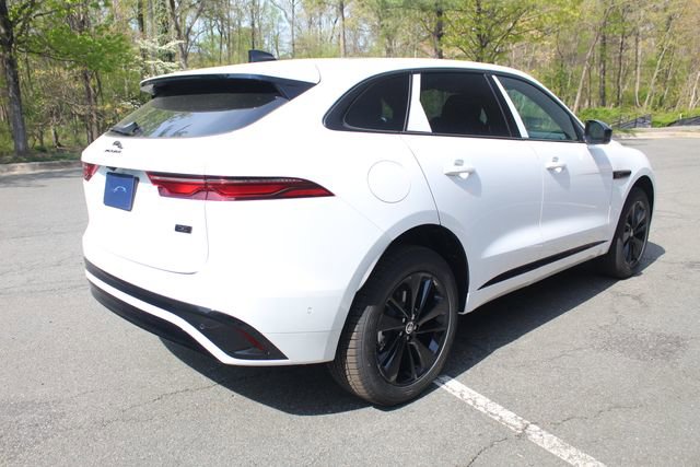 New 2026 Jaguar F-PACE R-Dynamic S image 2
